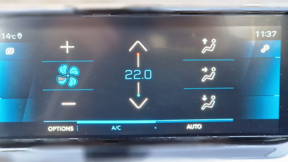 Peugeot 2008 - Photo 42