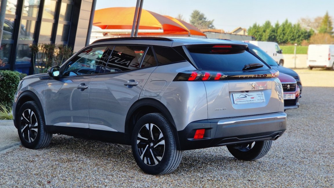 Peugeot 2008 - Photo 9