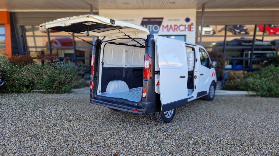 Renault Trafic - Photo 17