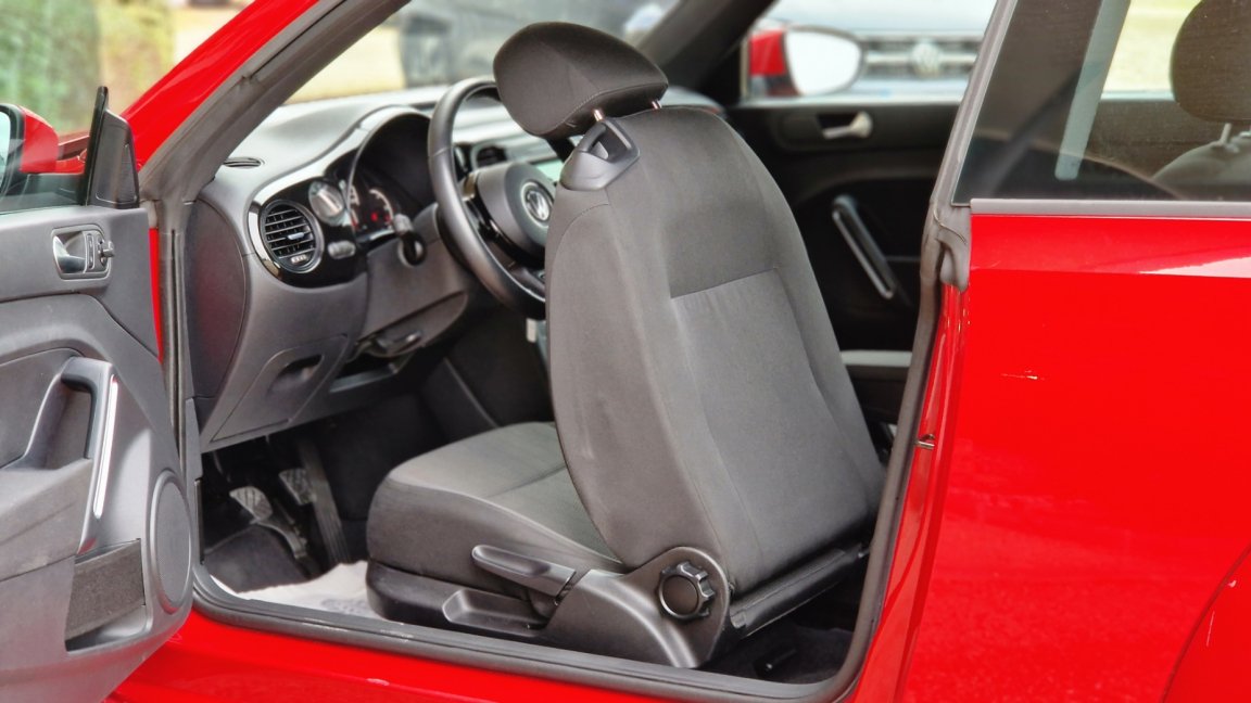 Volkswagen Beetle - Photo 25