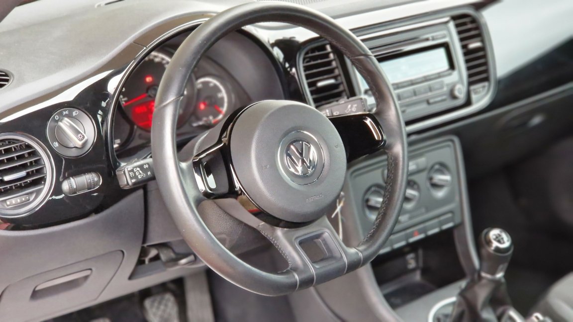 Volkswagen Beetle - Photo 48