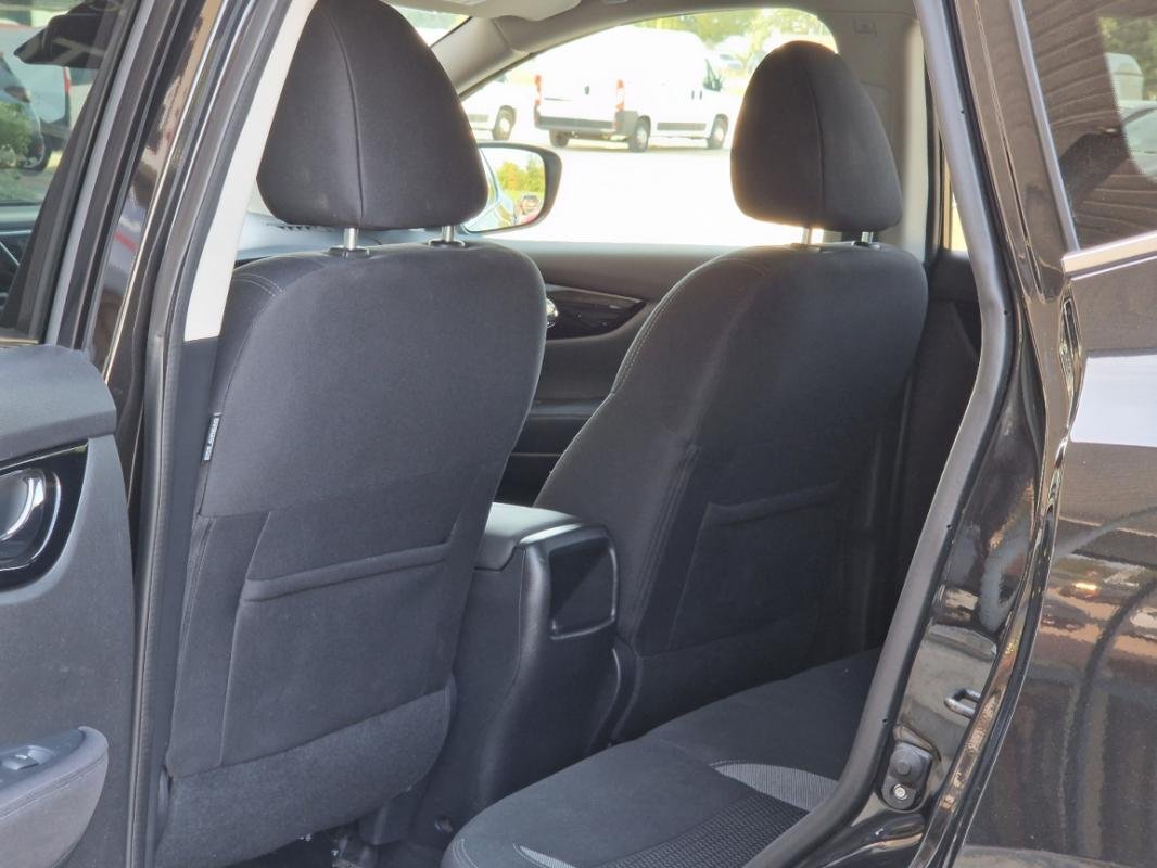 Nissan Qashqai - Photo 24