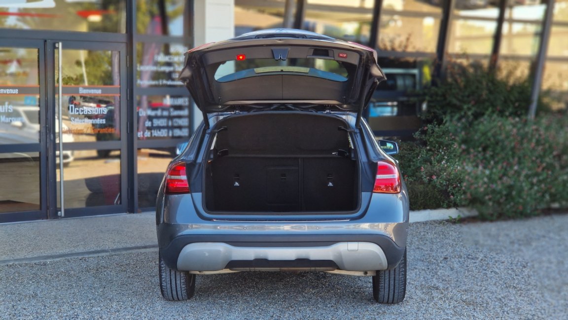 Mercedes Gla - Photo 16