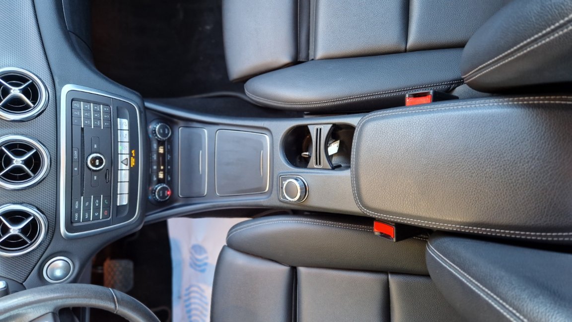 Mercedes Gla - Photo 37