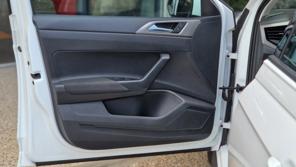 Volkswagen Polo - Photo 31