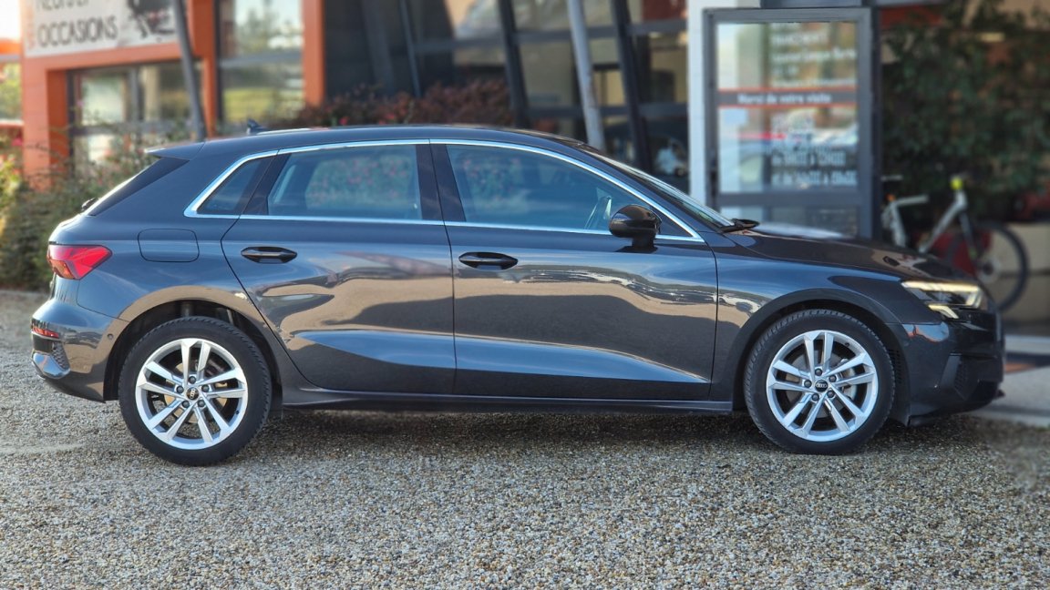 Audi A3 sportback - Photo 12
