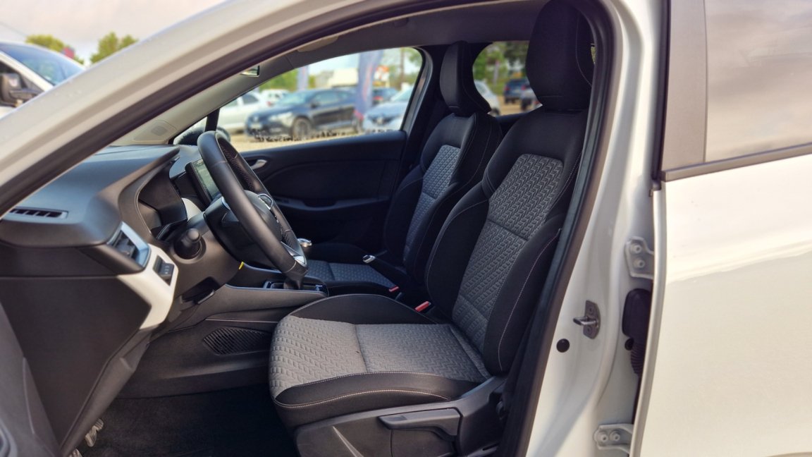 Renault Clio - Photo 18