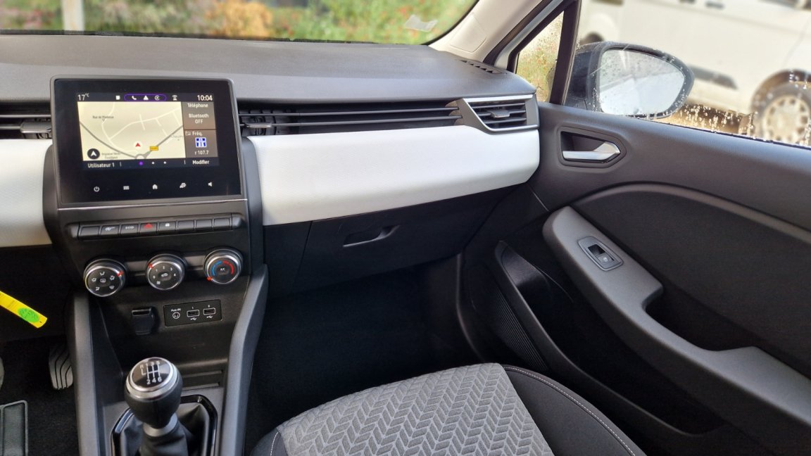 Renault Clio - Photo 39