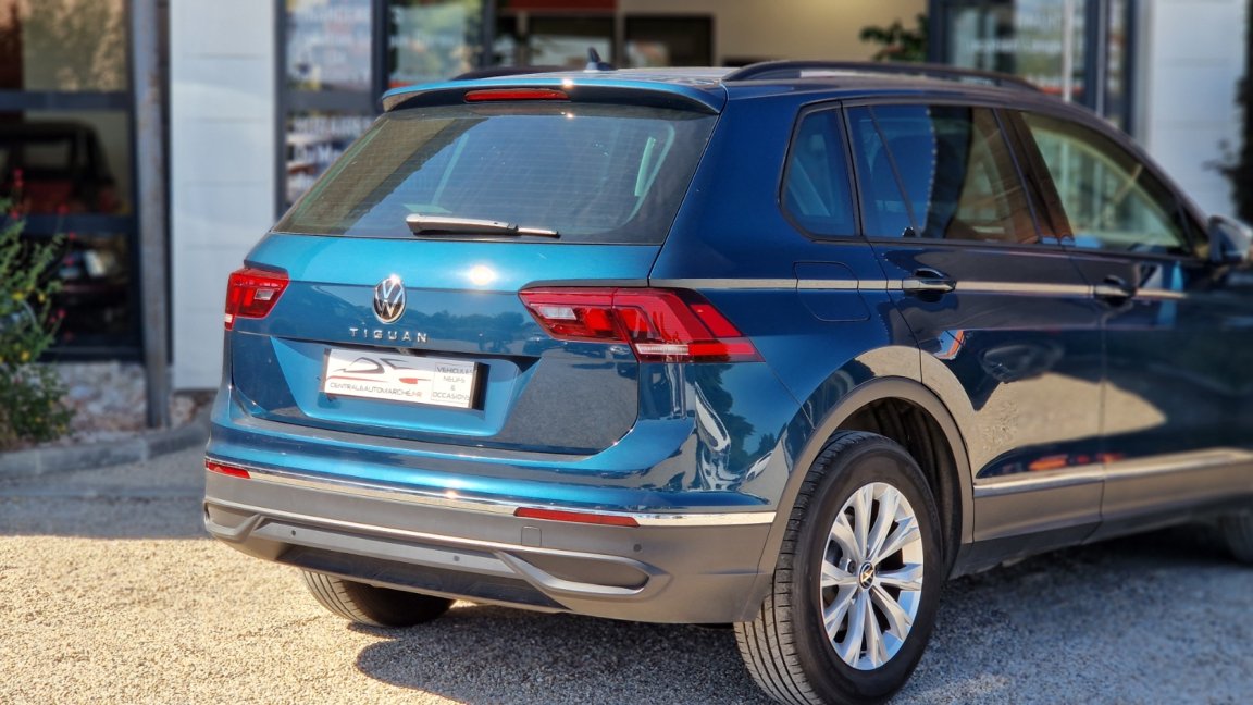 Volkswagen Tiguan - Photo 11