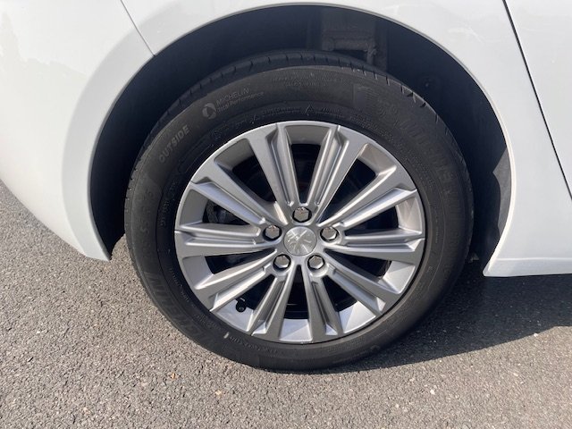 Peugeot 308 - Photo 28