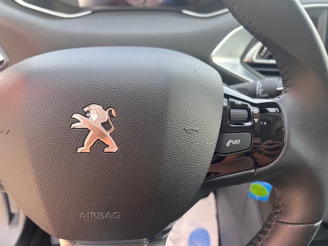 Peugeot 308 - Photo 43