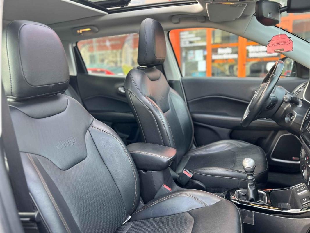 Jeep Compass - Photo 32