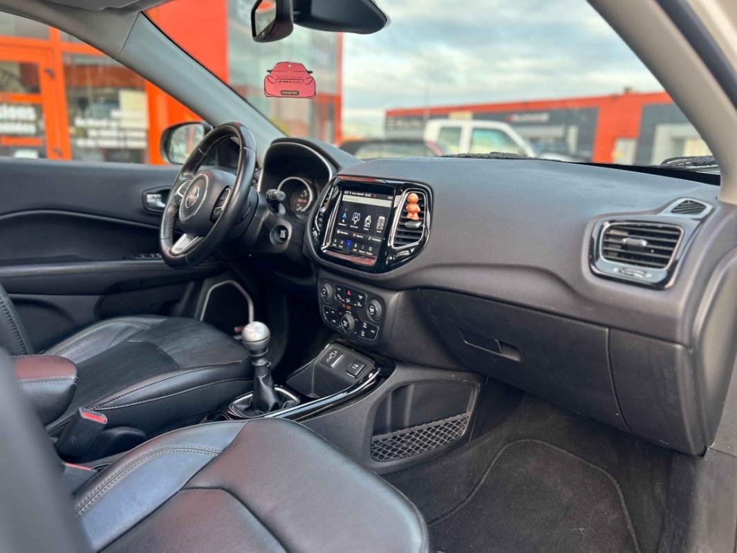 Jeep Compass - Photo 10