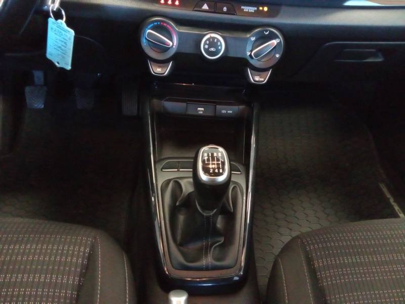 Kia Stonic - Photo 12