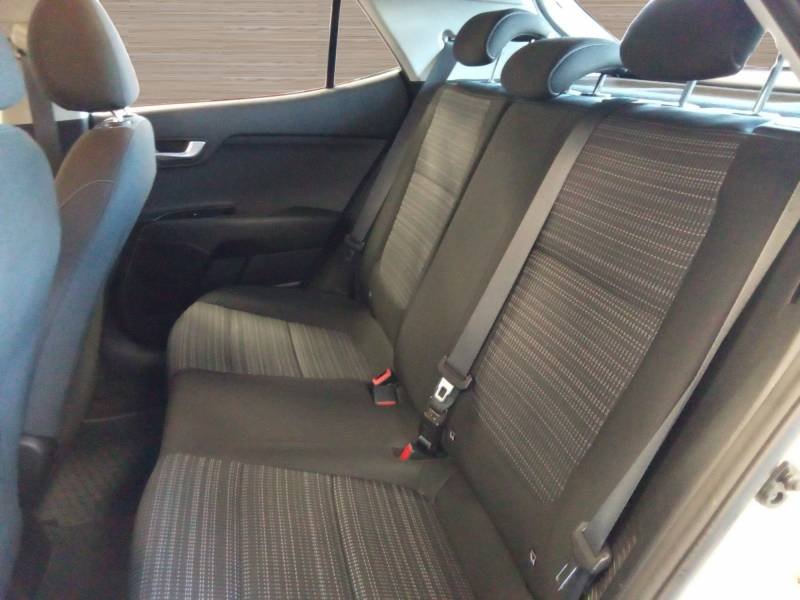 Kia Stonic - Photo 14