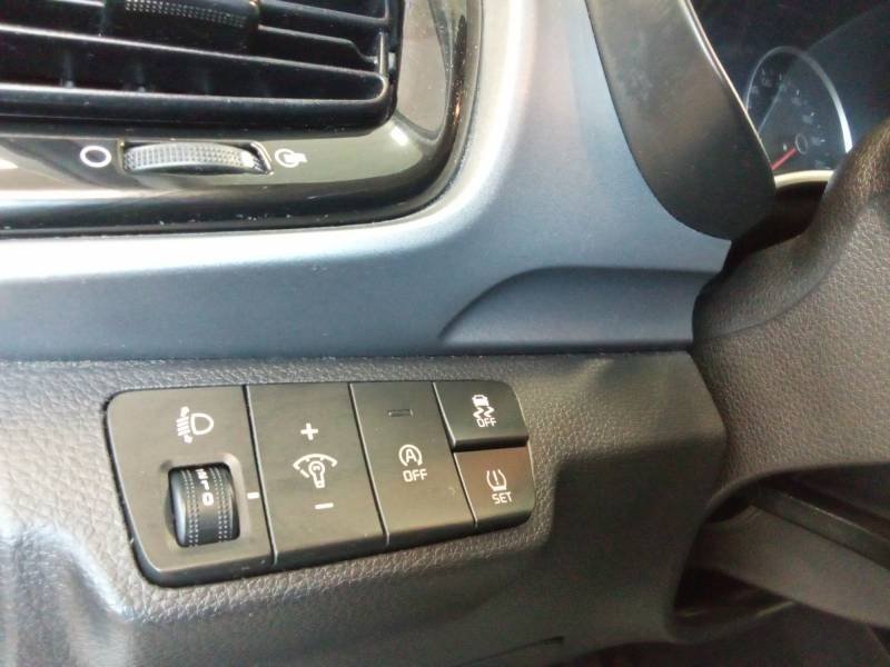 Kia Stonic - Photo 34