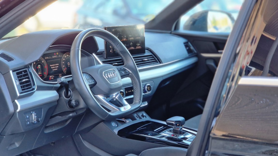 Audi Q5 - Photo 11