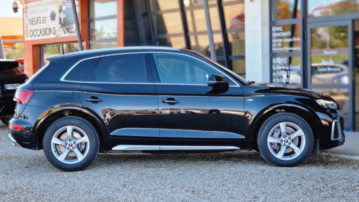 Audi Q5 - Photo 42