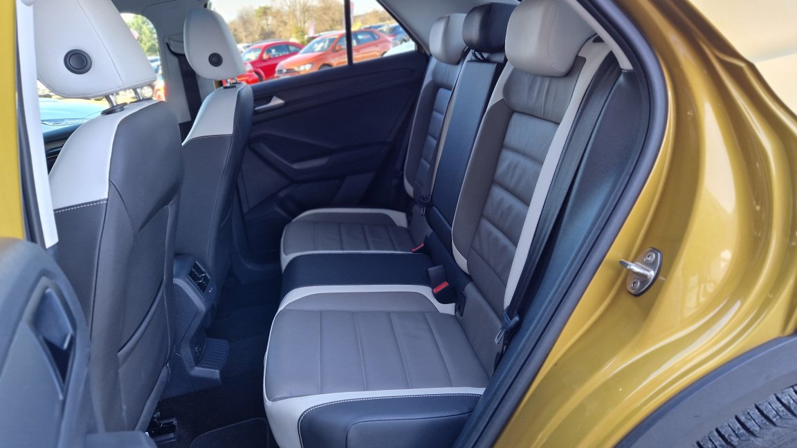 Volkswagen T-Roc - Photo 19