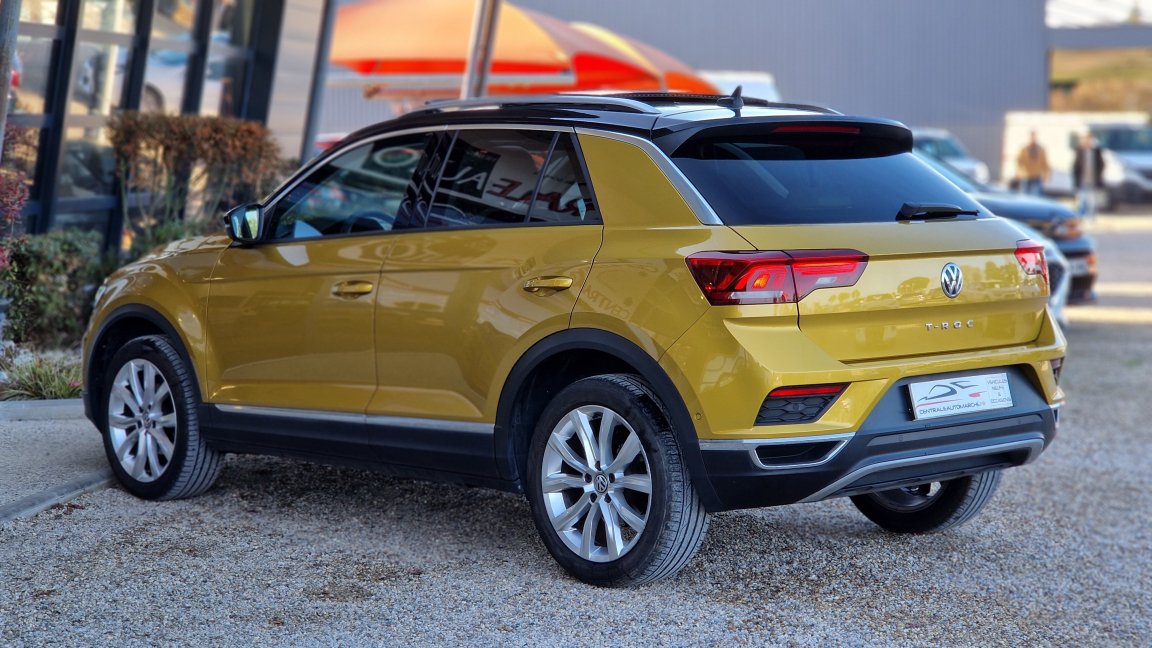Volkswagen T-Roc - Photo 21