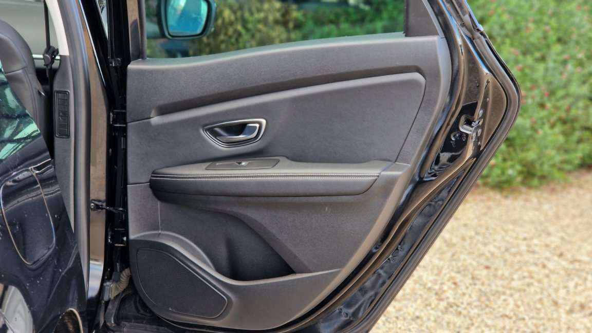 Renault Scénic - Photo 24