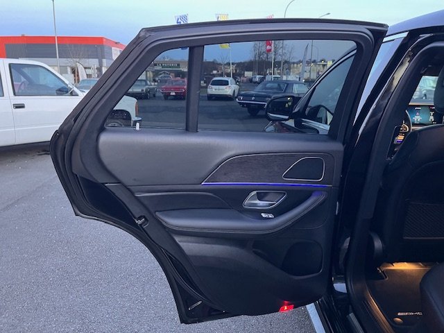 Mercedes E 350 - Photo 34