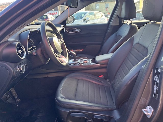 Alfa Romeo Giulia - Photo 25