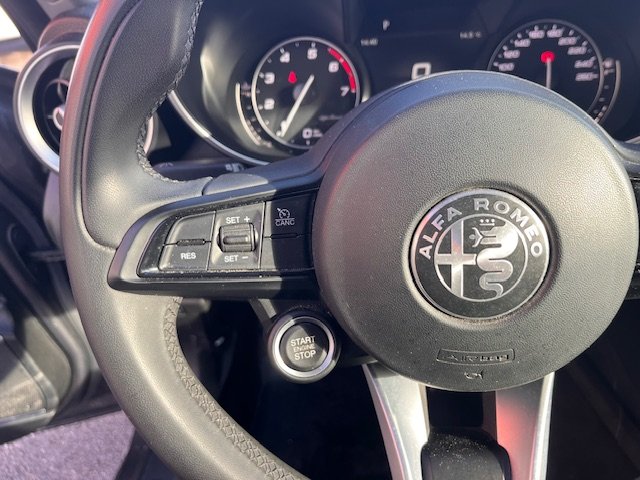 Alfa Romeo Giulia - Photo 28