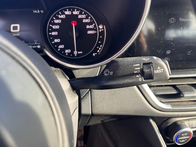 Alfa Romeo Giulia - Photo 32