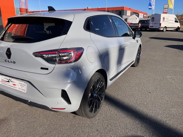 Renault Clio - Photo 26