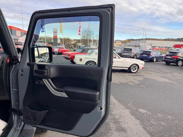 Jeep wrangler unlimited - Photo 32