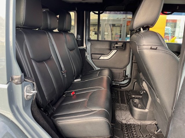 Jeep wrangler unlimited - Photo 34