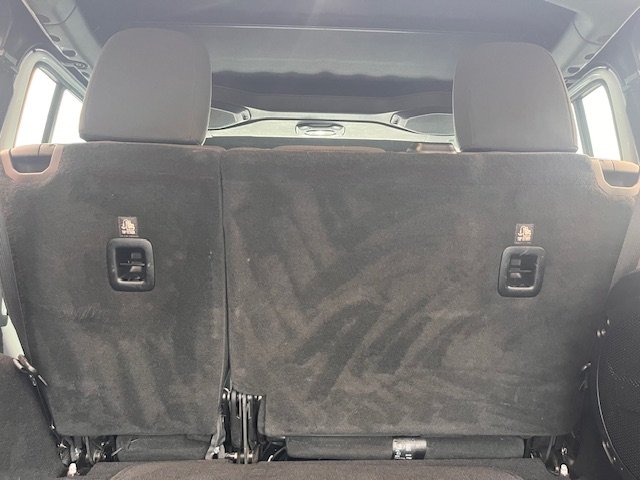 Jeep wrangler unlimited - Photo 26