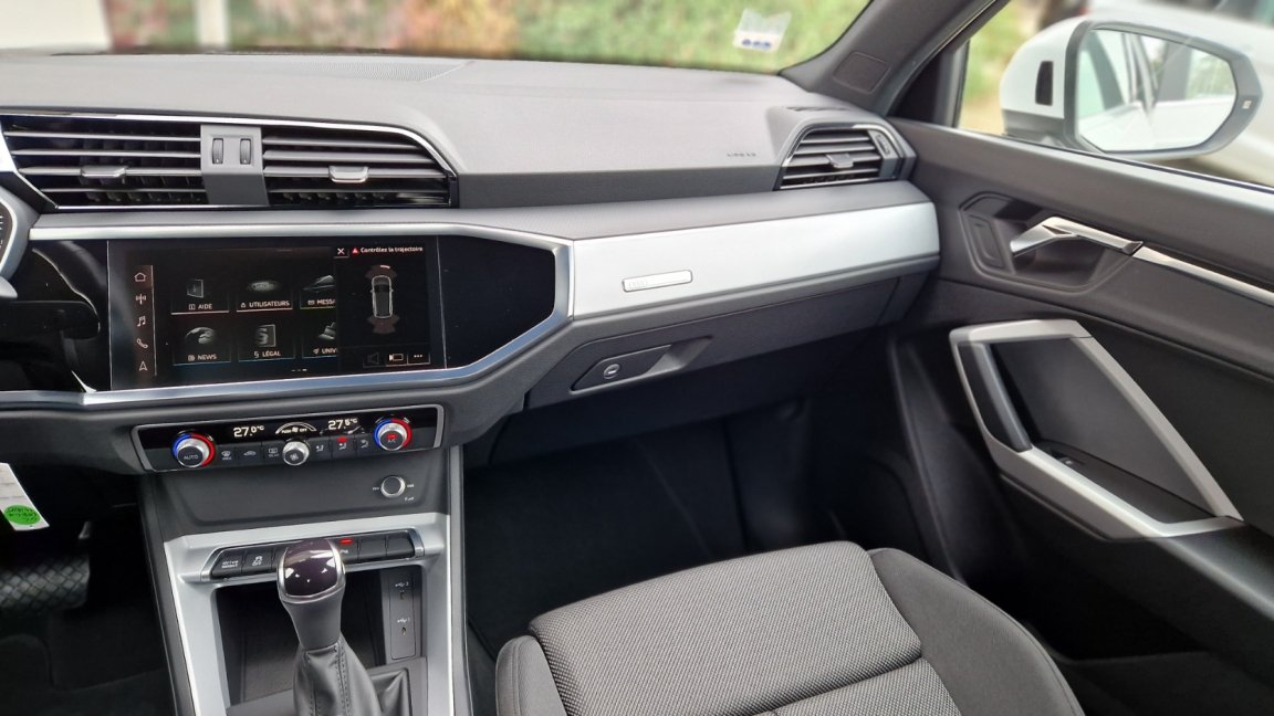 Audi Q3 - Photo 32