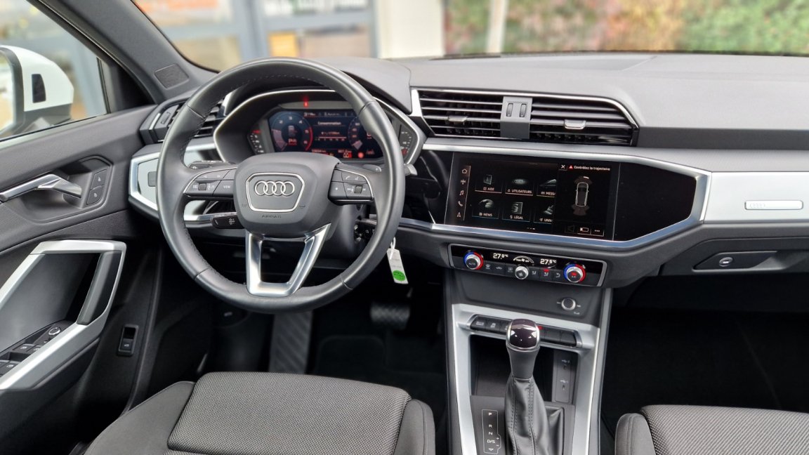 Audi Q3 - Photo 37