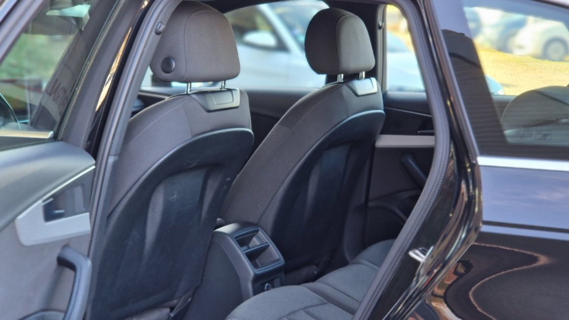 Audi A4 Avant - Photo 20