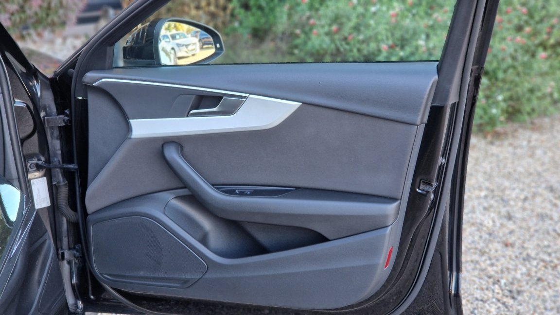 Audi A4 Avant - Photo 26
