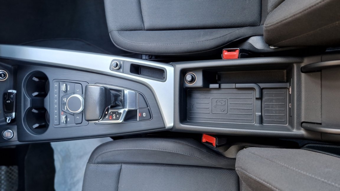 Audi A4 Avant - Photo 38