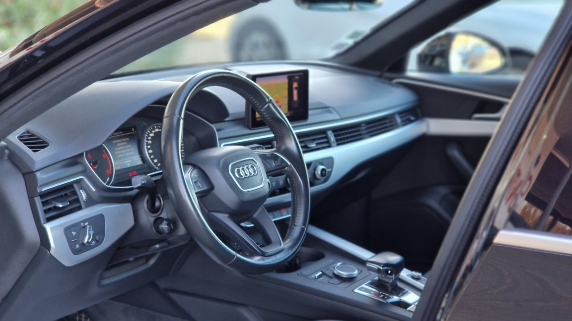 Audi A4 Avant - Photo 7
