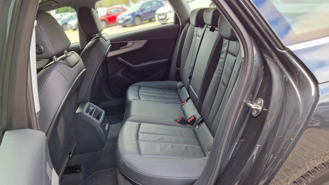 Audi A4 Avant - Photo 23