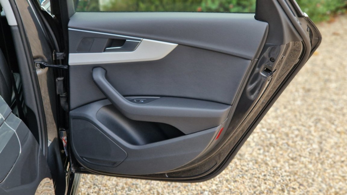 Audi A4 Avant - Photo 32