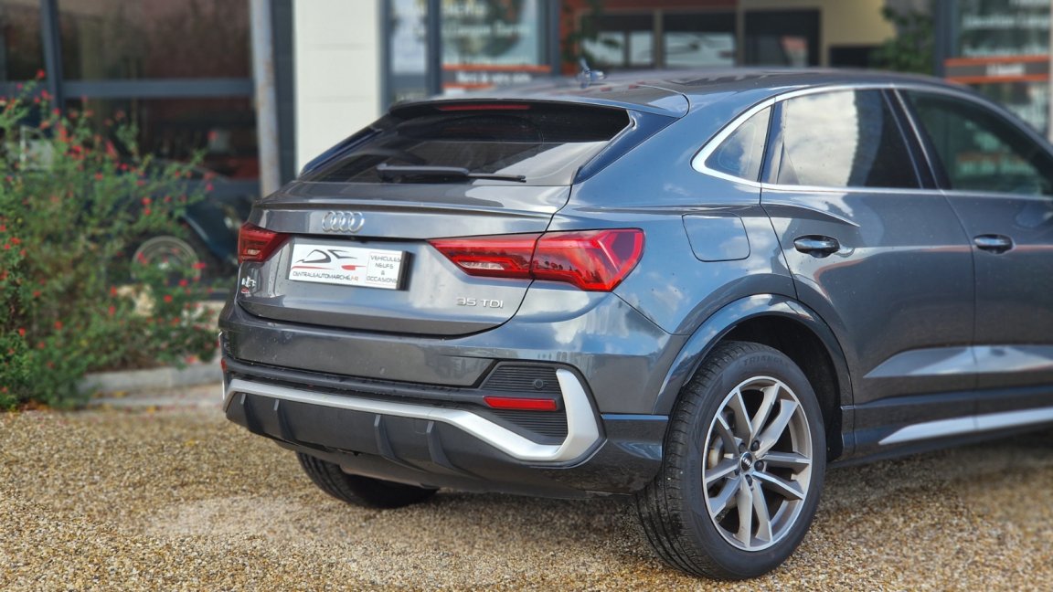 Audi Q3 Sportback - Photo 11