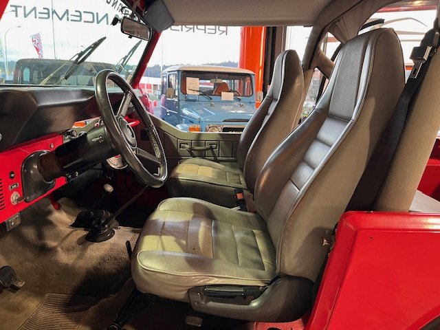 Jeep CJ - Photo 19