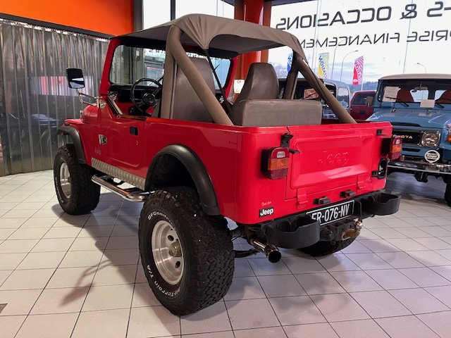 Jeep CJ - Photo 7