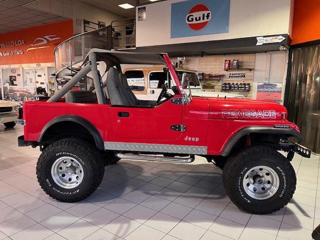 Jeep CJ - Photo 10