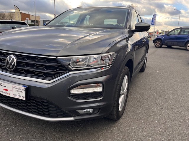 Volkswagen T-Roc - Photo 21