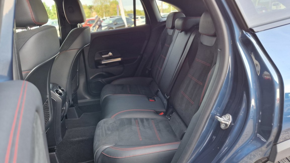 Mercedes Gla - Photo 17