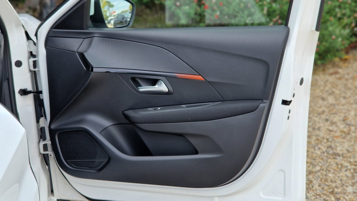 Peugeot 208 - Photo 39