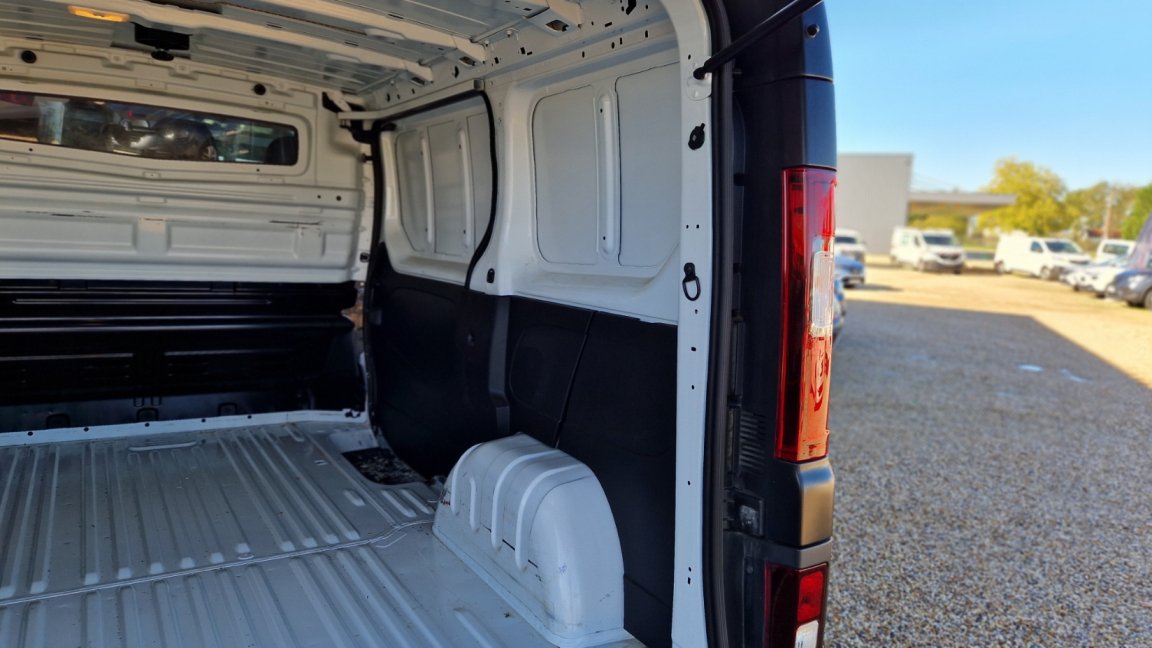Renault Trafic - Photo 12