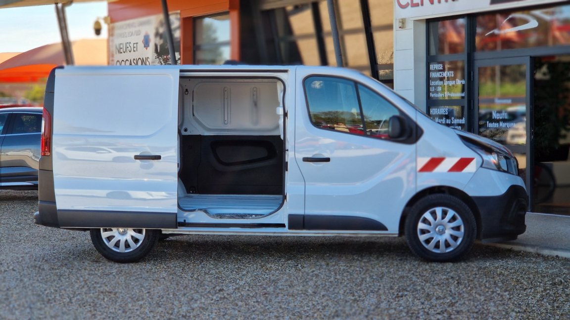 Renault Trafic - Photo 36